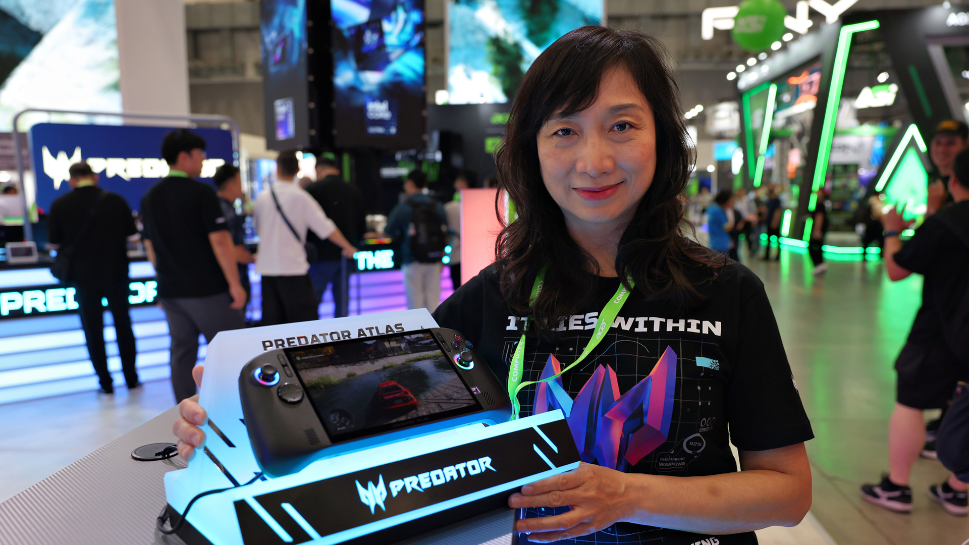 Официальный продуктовый визуал Acer Predator Atlas 8 с 8-дюймовым экраном